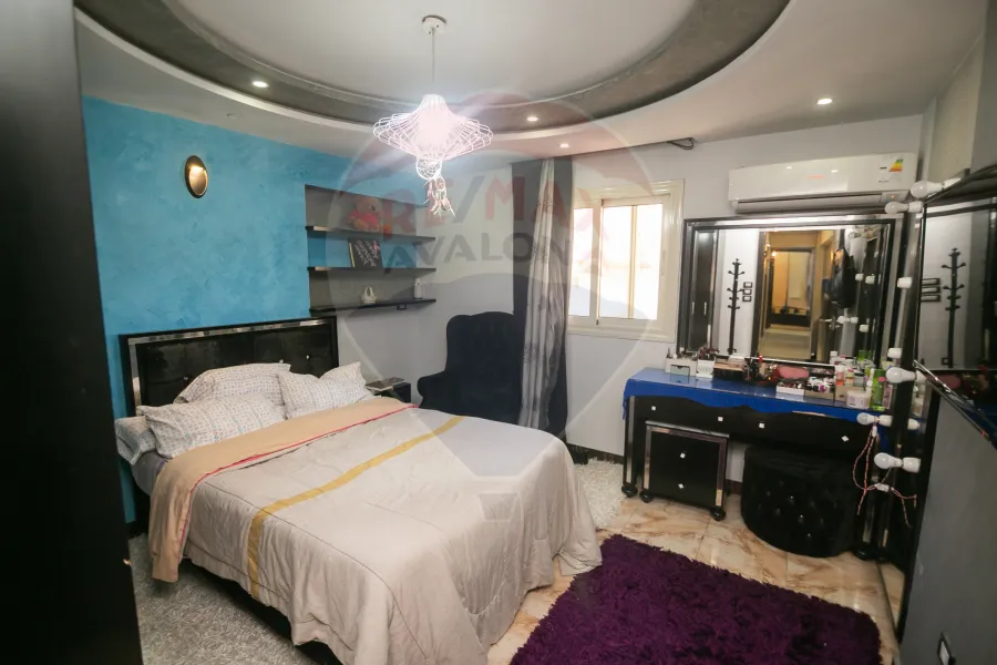 شقة للبيع 160 م المندرة (ش ادريس)