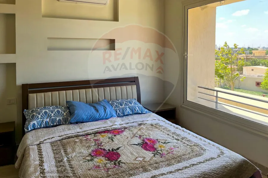 Ground Chalet with Garden for sale (Hacienda Bay) 380 m