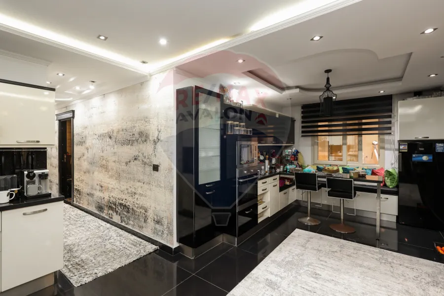 Apartment for sale 430 m Camp Caesar (Army Road)