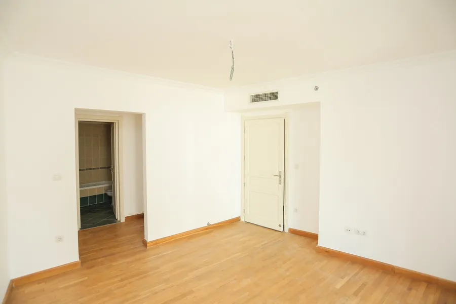 Apartment for sale 135m Four Seasons