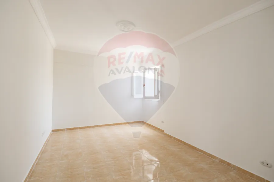 Apartment for sale 150 m Sidi Gaber (Branched from Al Mosher st.)