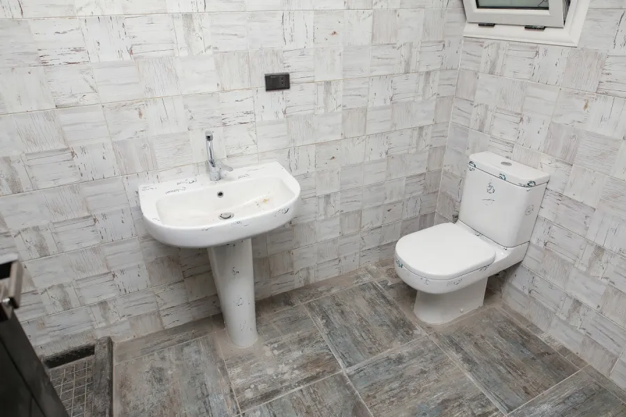 شقة للإيجار175م سموحة (ش ذكي رجب)