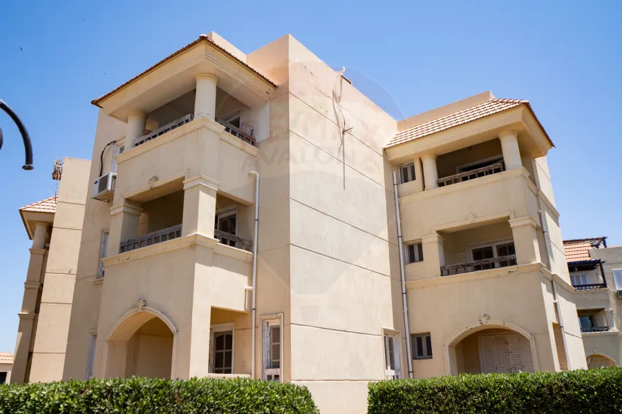 شاليه للبيع 90 م الساحل الشمالي (قرية مارسيليا بيتش 3)