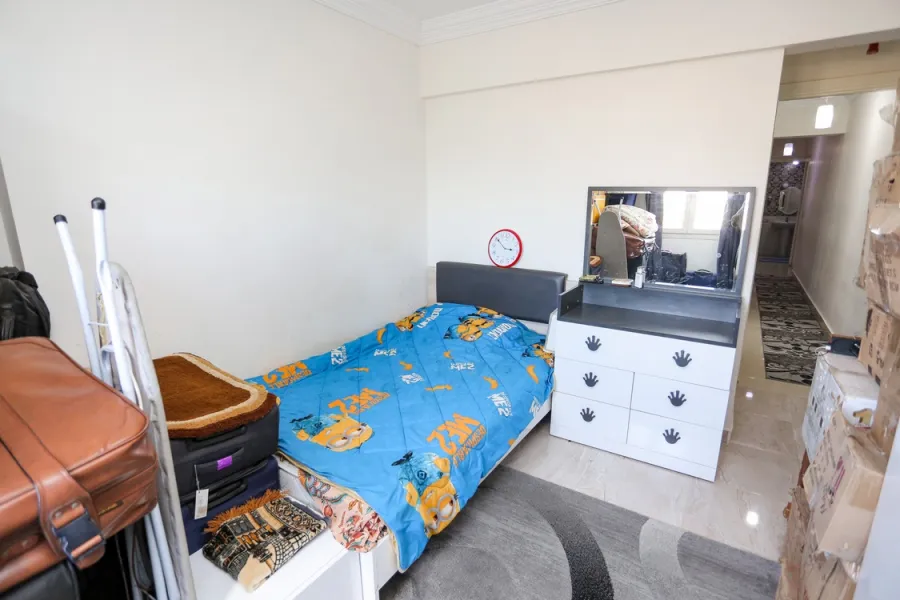 شقة للبيع 154م سموحة الجديدة (كومباوند سموحة انترانس)