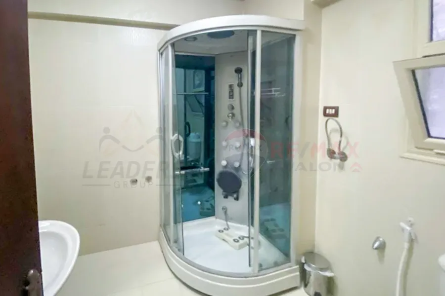 Apartment for sale 195 m Kafr Abdo (steps from Abu Qir St.)