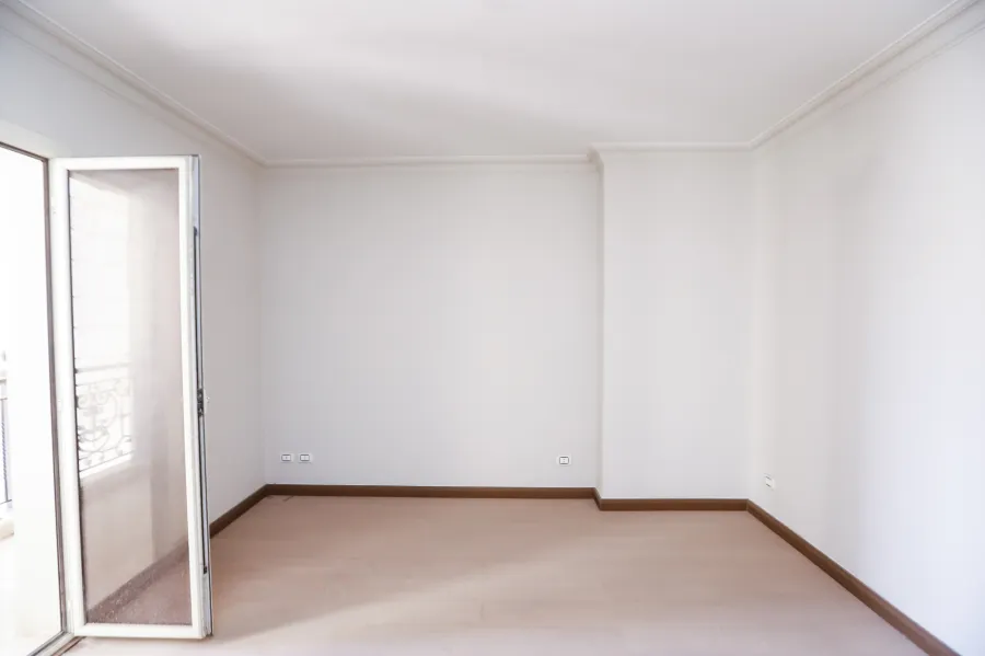 Apartment For Sale 300 m Smouha (Fawzi Moaaz St.- Seif Building)