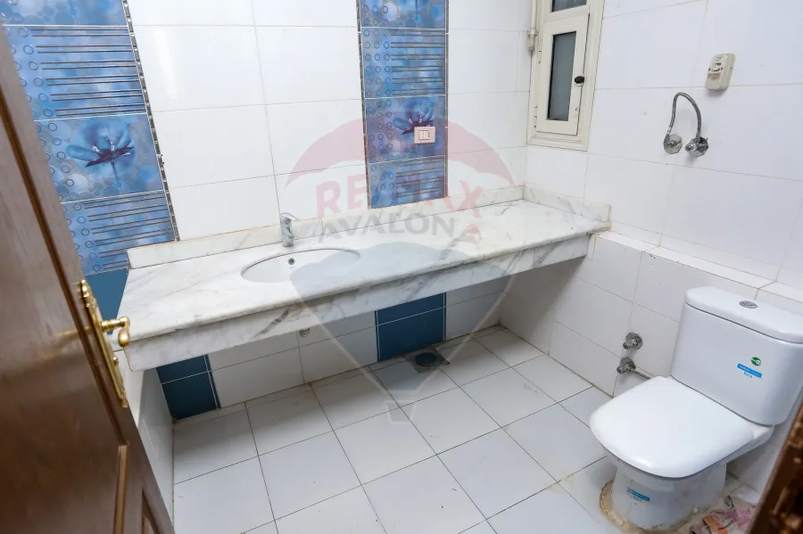 Apartment for sale 270 m Smouha (El Villat Distrect-steps from fawzia's palace