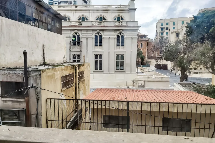 مقر ادارى للبيع 80 م محطة الرمل ( ش دكتور حسن فضالي )