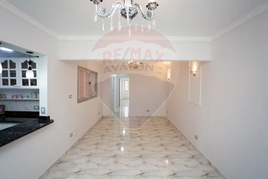 شقة للبيع 80 م سموحة (ش فيكتور عمانويل)