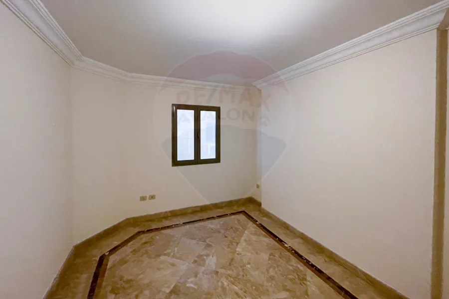 Administrative Duplex for rent 255 m Saba basha (directly on the sea - brand building)