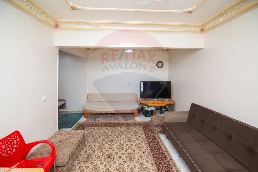 شقة للبيع 120 م  المندرة  (ش جمال عبدالناصر الرئيسي)