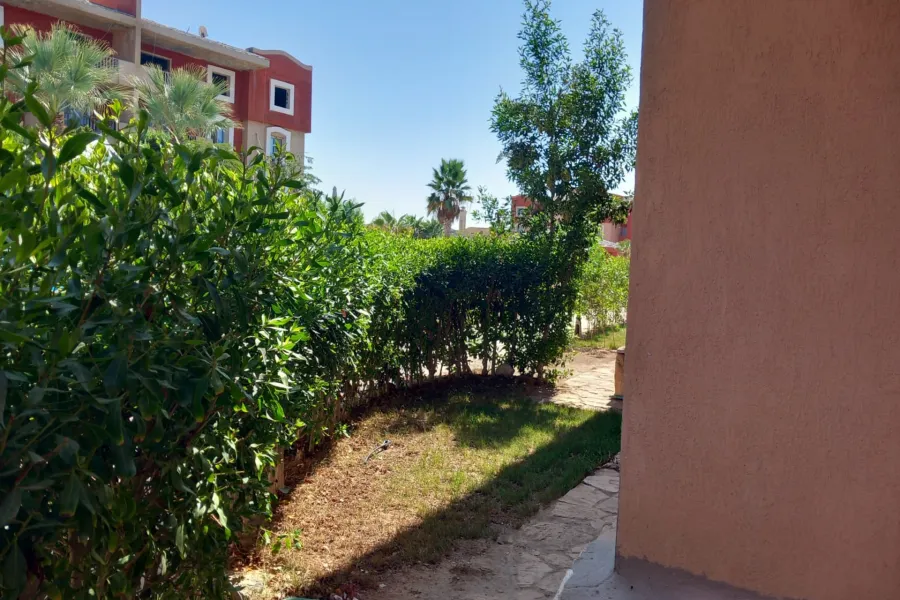 شاليه أرضي بجاردن للبيع (بانجلوس) 80 م