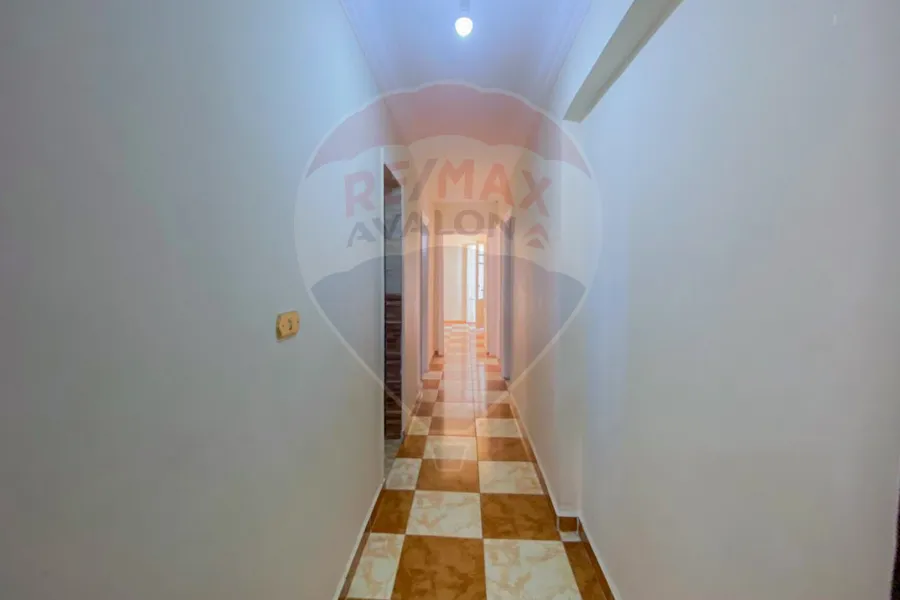 شقة للبيع 140 م سيدي بشر (ش جمال عبدالناصر)