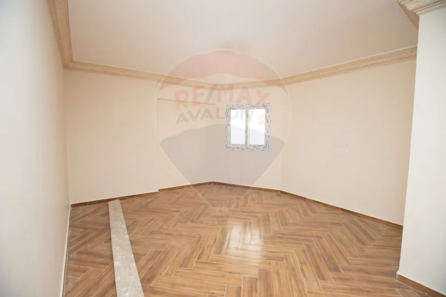 شقة للبيع 240 م مصطفى كامل (على الترام مباشرة) - أول سكن - شقة ناصية