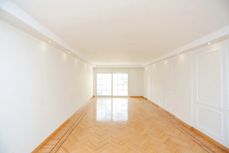 Apartment For Sale 258m Zeznia ( Directly on Tram Station)