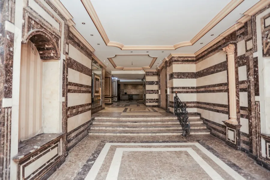 شقة للإيجار228م وابور المياه ( ش جلال الدسوقي)