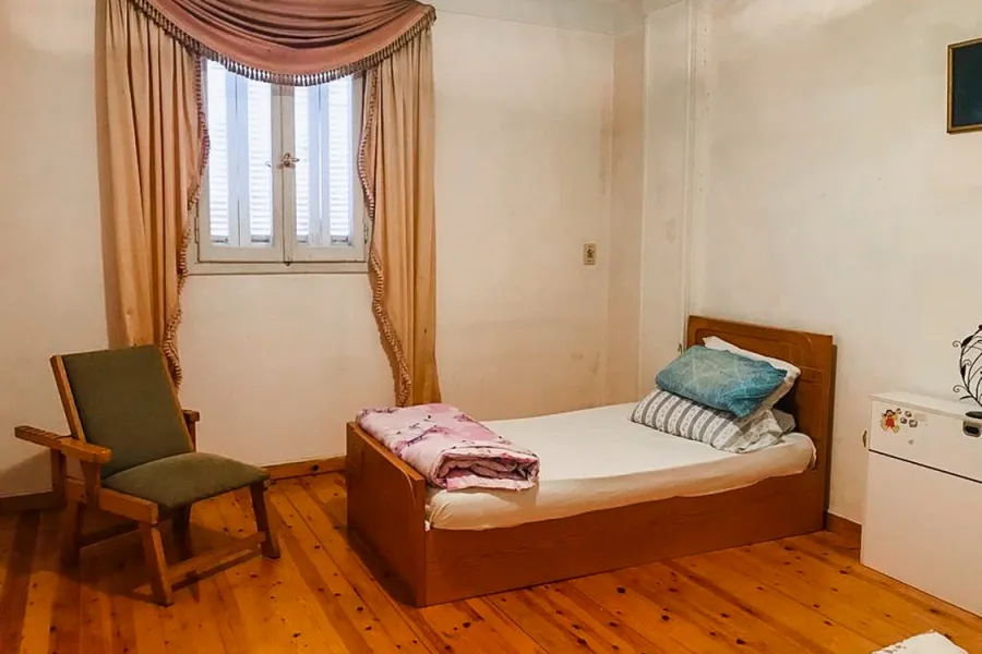 شقة للايجار 180م الوزارة (2 نمرة من ش أبو قير)