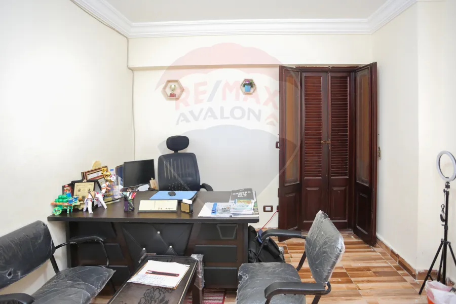 Apartment for sale 170 m Miami (steps from Gamal Abdel Nasser)