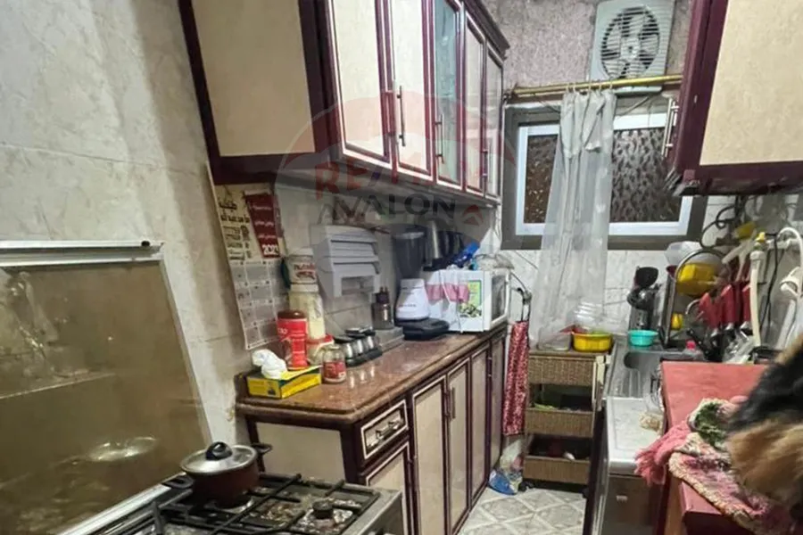 Apartment for sale 110 m Zezinia (Steps from Yahia Mosque)