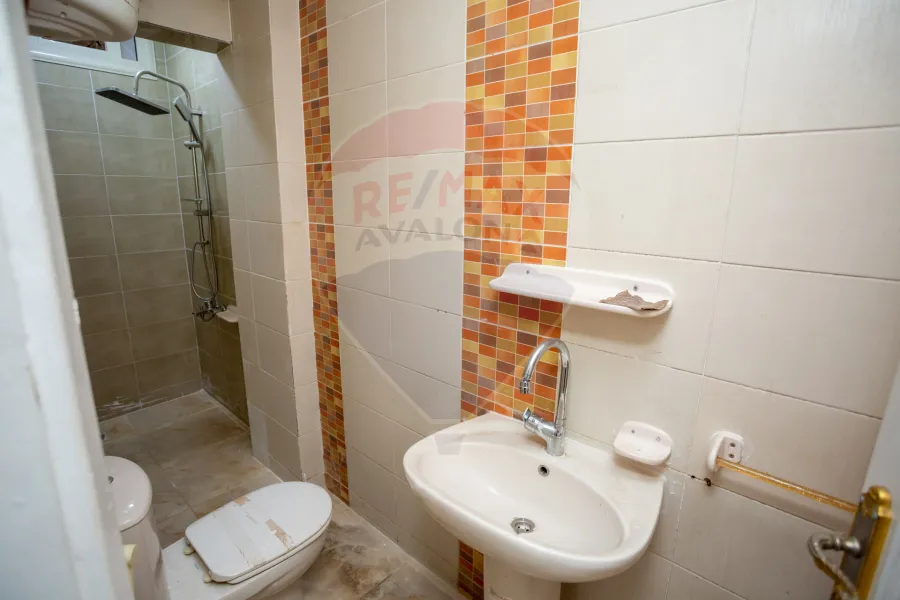 Apartment for sale 120 m El Mandra (Gamal Abd El Naser Main St.)