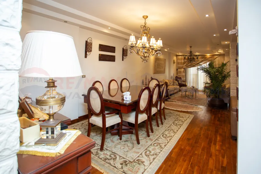 Apartment for sale 206 m Smouha (steps from Fawzy Moaaz St - brand building)