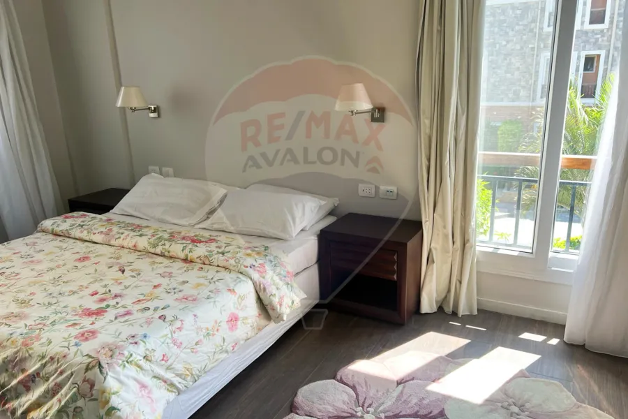 فيلا للايجار المفروش 242 م كينج مريوط  (كومباوند جوار)