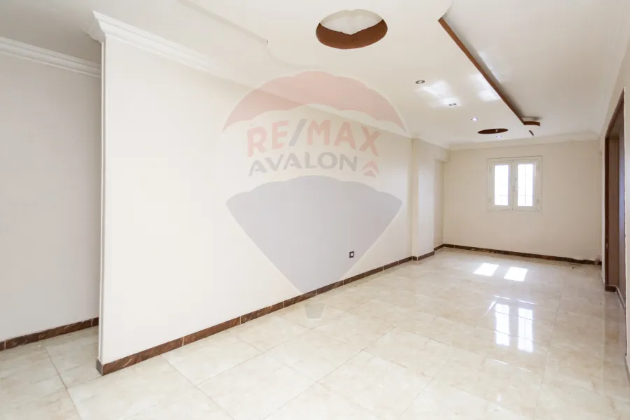 شقه للبيع  115 م سبورتنج ( فيو نادي سبورتنج )