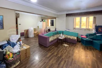 شقة للبيع 134 م سموحة ( تقسيم القضاة )