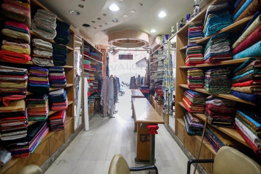 Shop + up floor for Sale 110 m Al Manshiya (France St.)