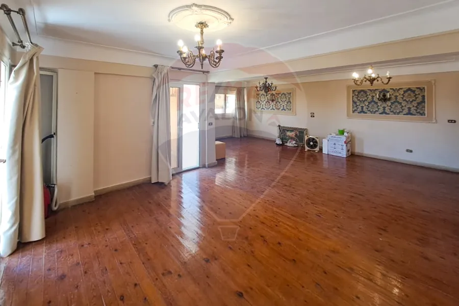 شقة للإيجار 145 م سموحة (ش فكتور عمانويل - اخر ش زهران)