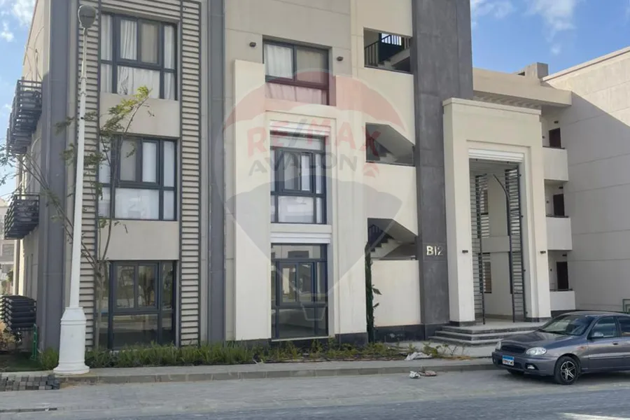 Chalet + roof for sale (Gaya - Ras Al-Hikma) 54 m