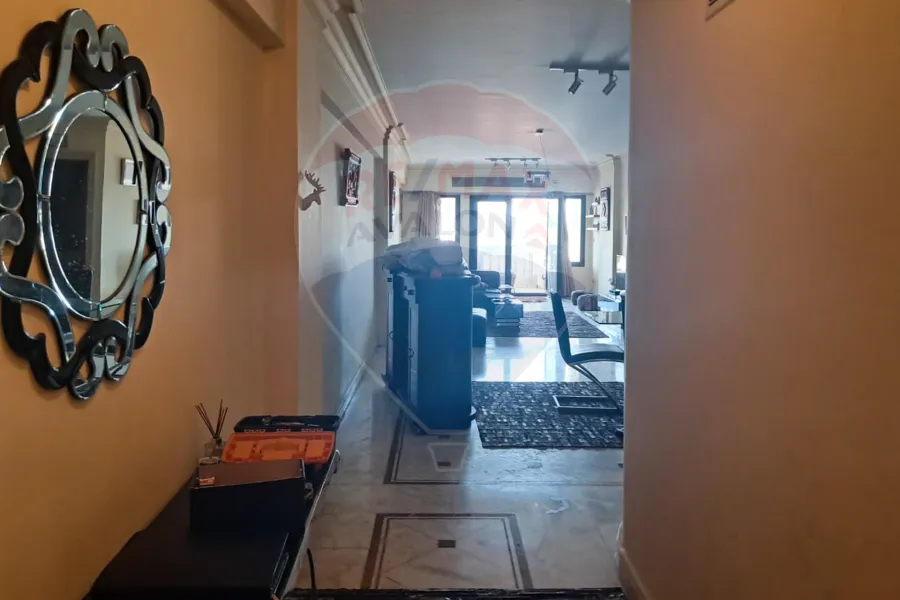 شقة للإيجار المفروش 200 م سموحة (ش فوزي معاذ