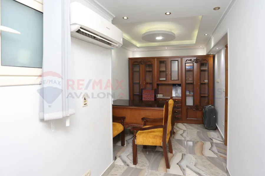 Apartment for sale 332 m Camp Chezar (directly on the sea - brand building)