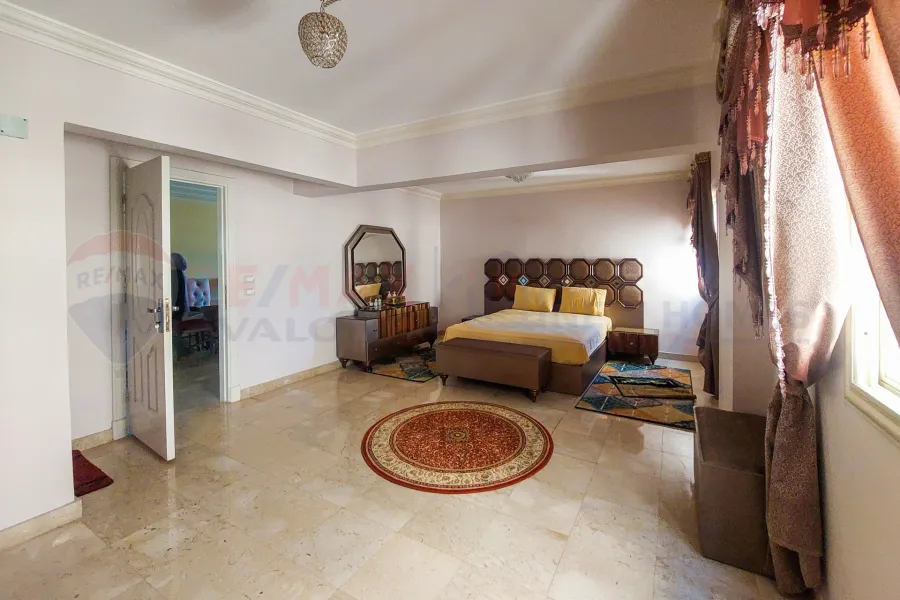 شقة للايجار قانون جديد 283 م سموحة الجديدة (كومباوند سموحة انترانس - بجوار نادي الإتحاد)