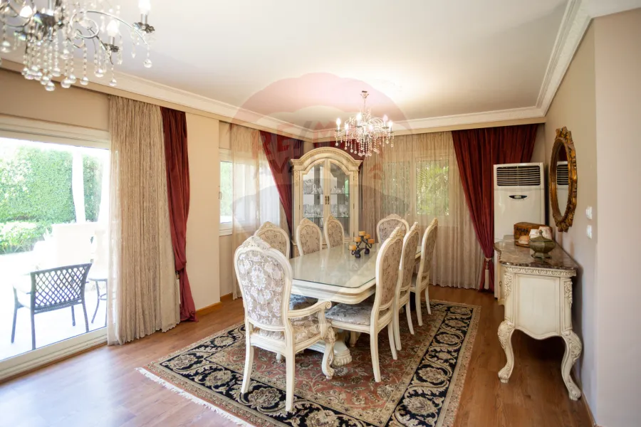 Villa for sale 425 m King Mariout (Lakeside Compound)