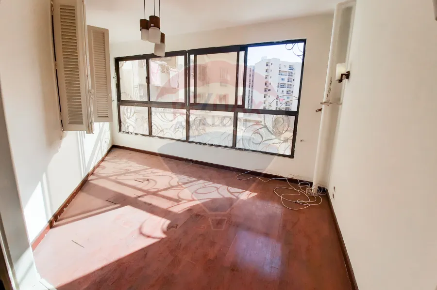 شقة للايجار 150 م لوران (ش شعراوي)