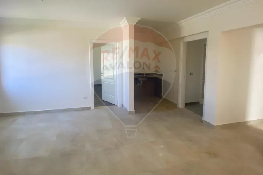 فيلا للبيع الساحل (مارسيليا بيتش 4)