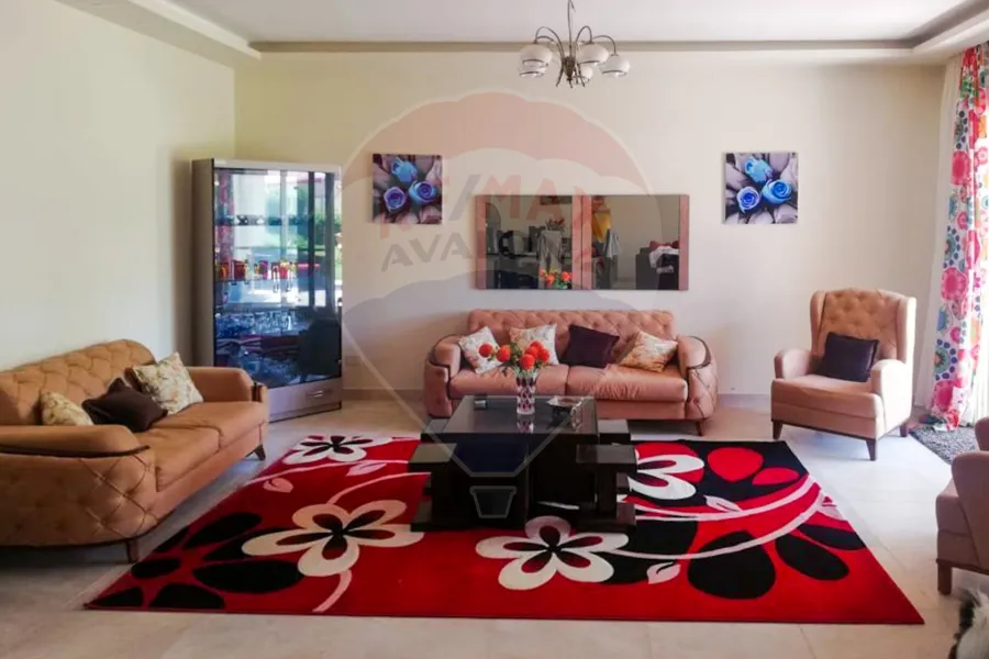 Ground Chalet with Garden for sale (Hacienda Bay) 380 m