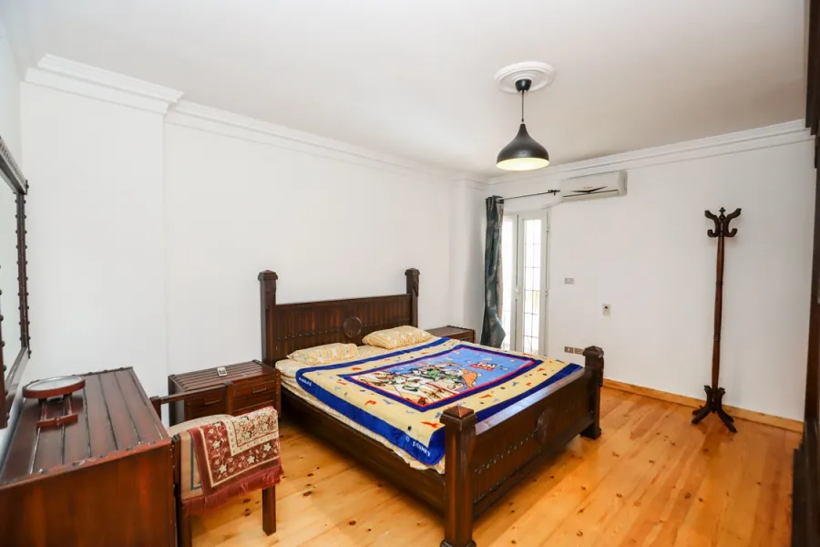 Apartment for sale 140m Mostafa Kamel (Tram Station)