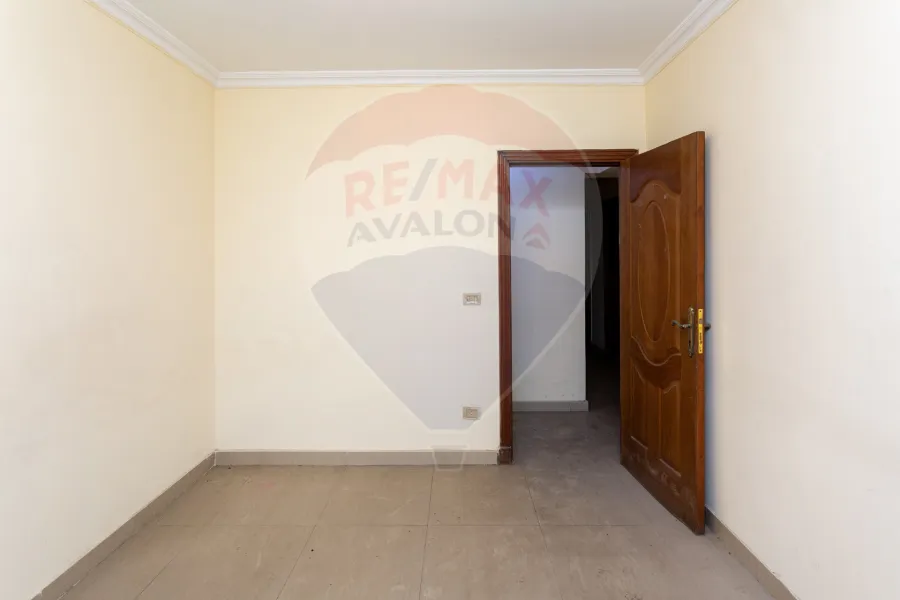 Apartment for sale 135 m Louran (steps from the sea)