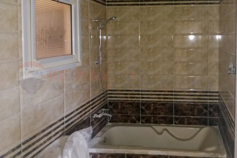 Apartment for rent 157 m Louran (Al-Eqbal main St.)