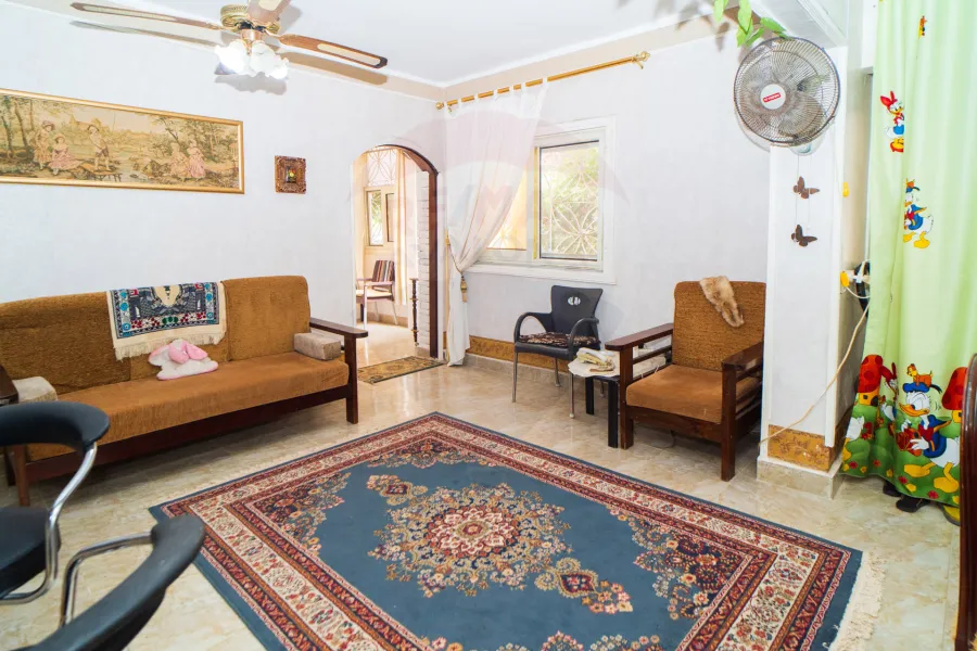 شقة للبيع 110 م المعمورة الشاطئ (ش الشرطة)