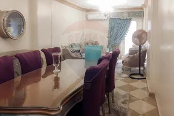 شقة للبيع 135 م المندرة (بجوار مدرسه فيوتشر للغات)