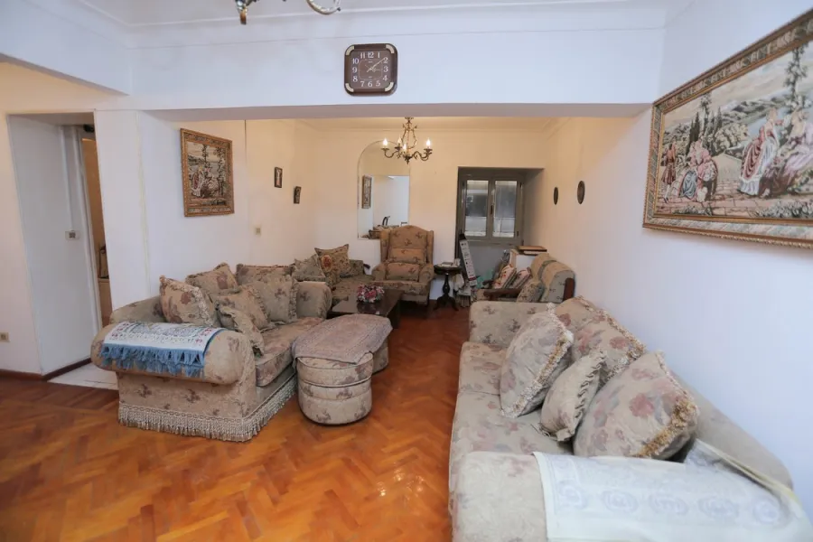 Apartment for sale 110m El-Saraya (Brunched from kornich Road.)