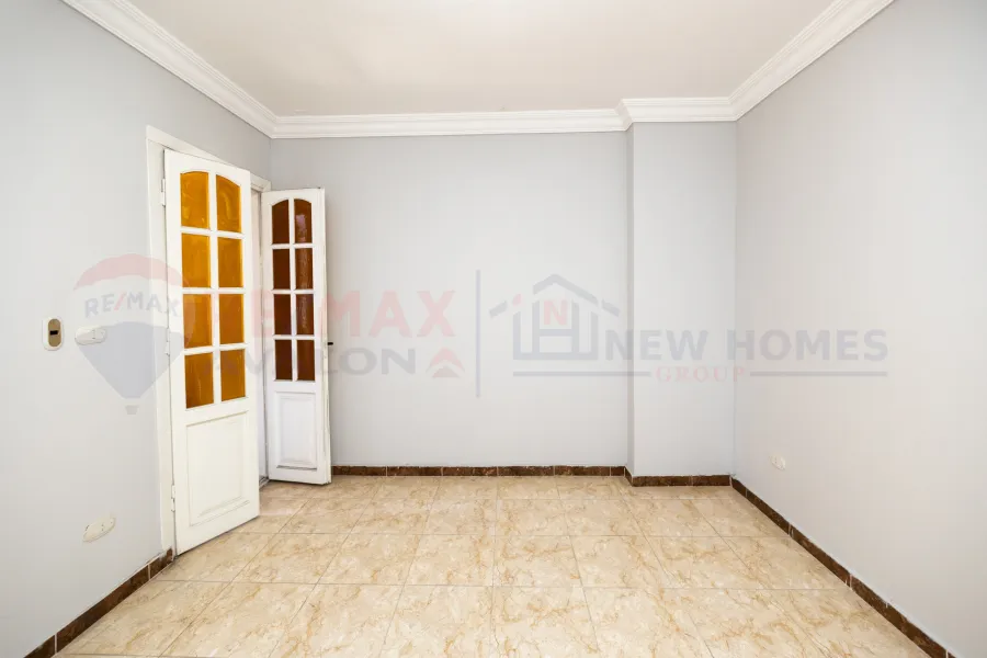 Apartment for sale 150 m Al-Ibrahimiah (steps from Abu Qir St.)