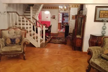 شقة دوبليكس للبيع 200 م ميامي (متفرع من ش 45 بحري)