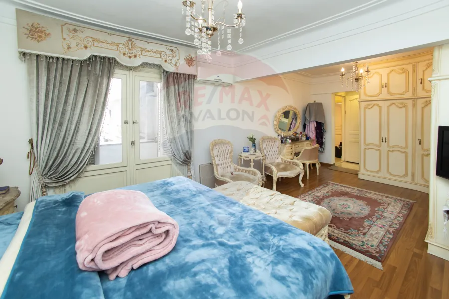 Apartment for sale 280 m Wabour Al-Mayah (Galal El-Din El-Desouky st.)