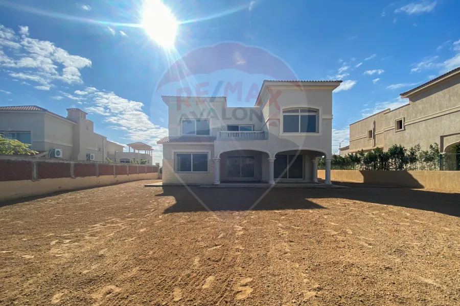 فيلا استاند ألون 863 م للبيع كينج مريوط (اليكس ويست - سانت كاترين)