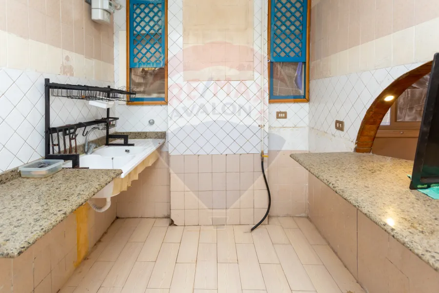 Apartment for rent 250 m Smouha (Al-Qadah Division)