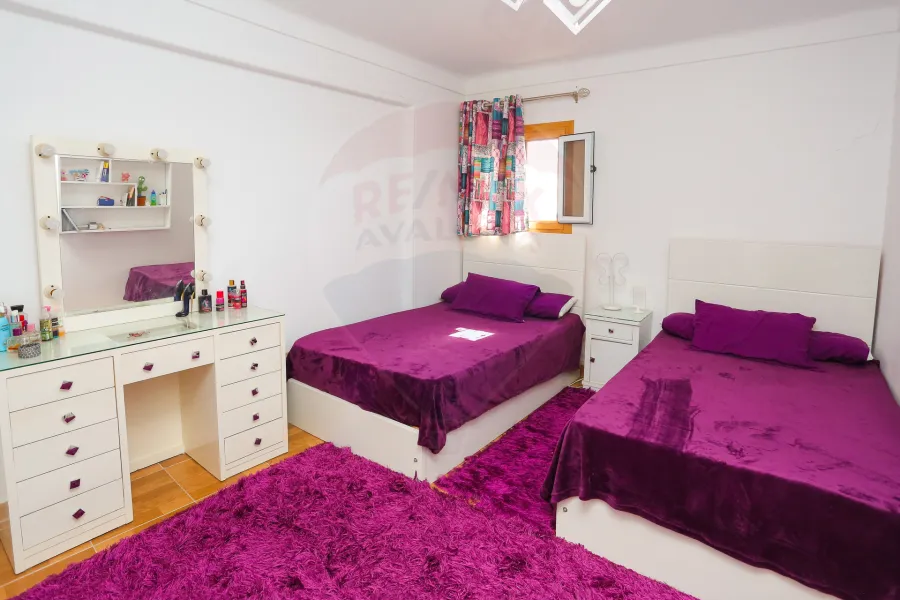 شقة للبيع 180 م كفر عبده (خطوات من ميدان سانت جيني)